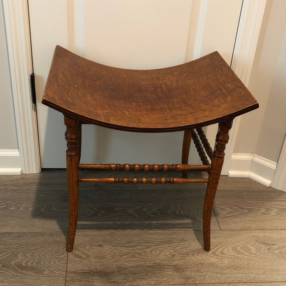 Antique Oak Egyptian Revival Thebe Stool-Crocker Chair Co-Sheboygan Wi. Pls Read